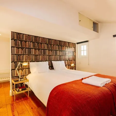 Not Guilty Duplex At Bairro Alto Apartment