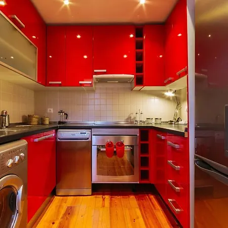 Not Guilty Duplex At Bairro Alto Lisbon