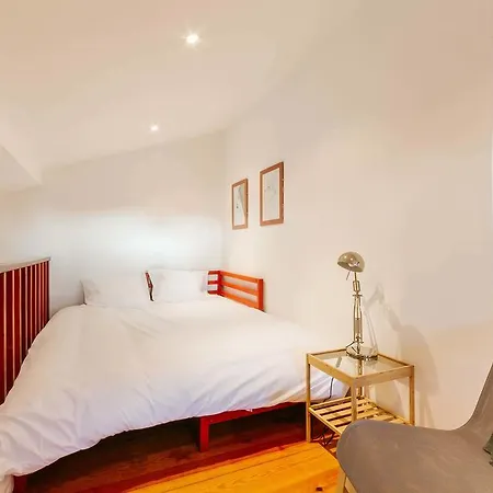 Not Guilty Duplex At Bairro Alto ליסבון