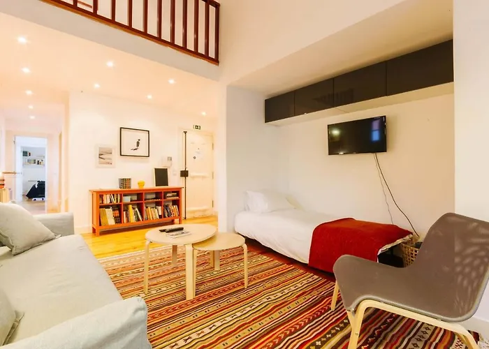 Not Guilty Duplex At Bairro Alto *