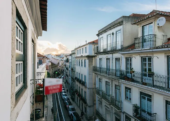 Not Guilty Duplex At Bairro Alto شقة *