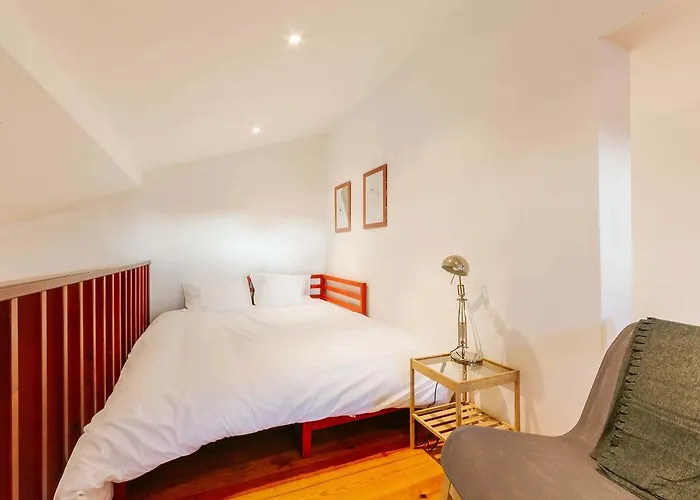 Not Guilty Duplex At Bairro Alto Lisboa