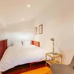 Not Guilty Duplex At Bairro Alto Lisboa